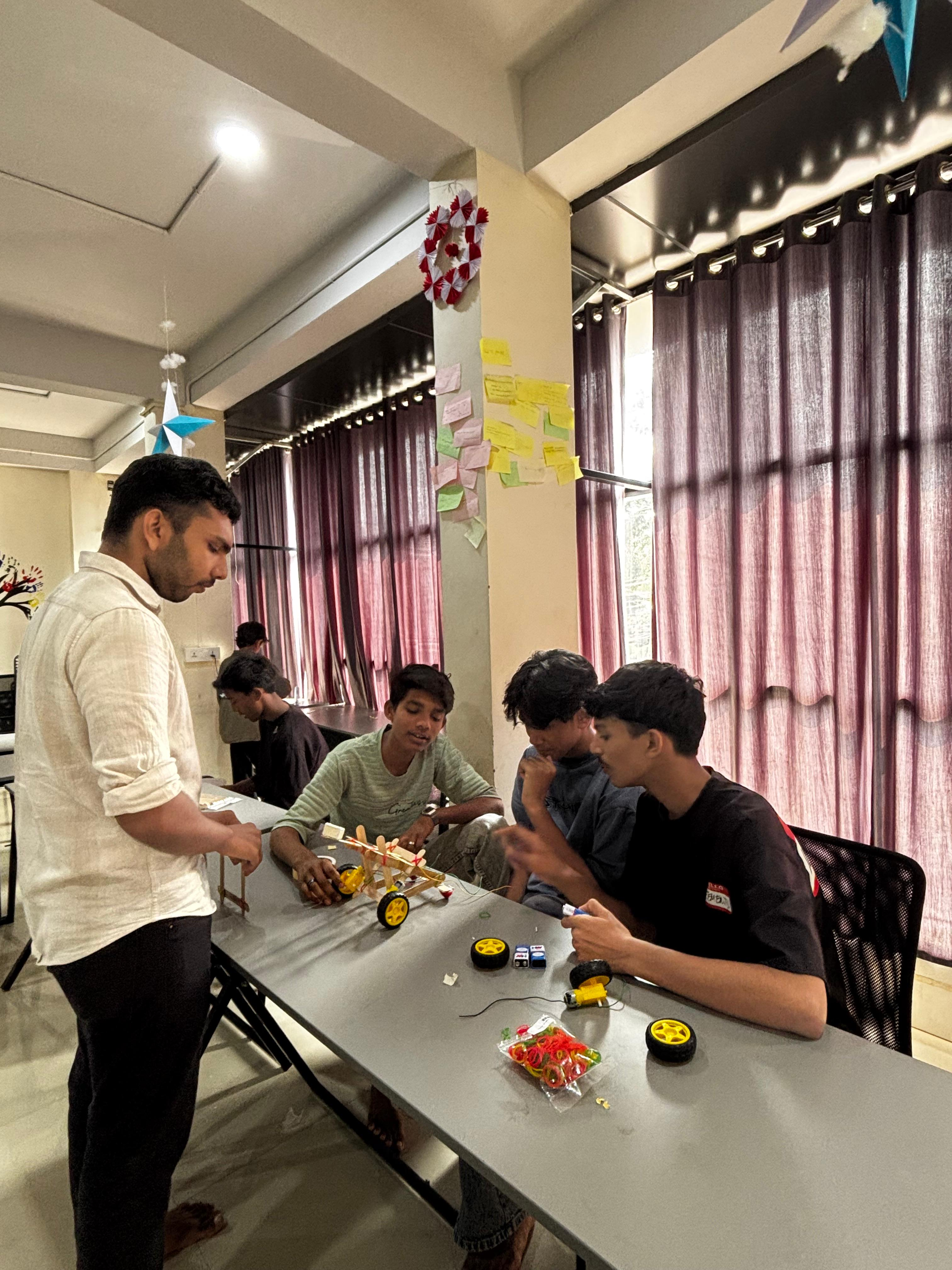 Reinforcing the catapult structure with extra bands